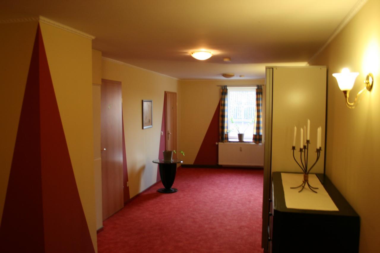 Zum Landhaus Dannenbuettel Sassenburg Ruang foto